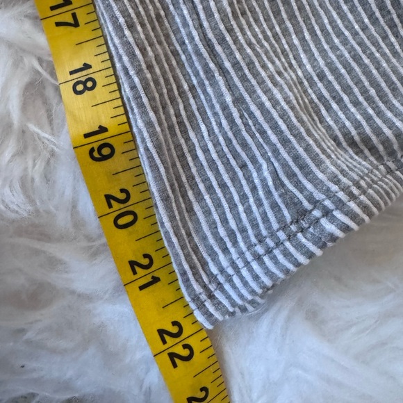 Caution to the Wind Size Large Gray Ribbed Women's Jumpsuit - Picture 7 of 10